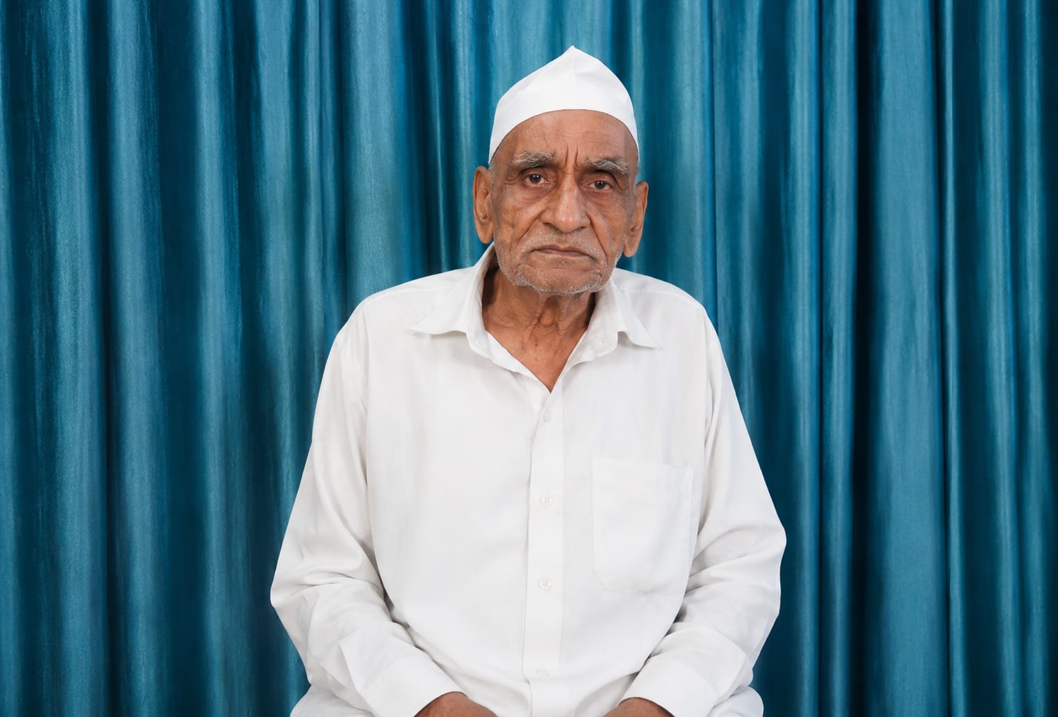 मुज़फ़्फ़रनगर के बुज़ुर्ग उस्ताद शायर हज़रत उस्मान आदिलؔ का इंतिक़ाल